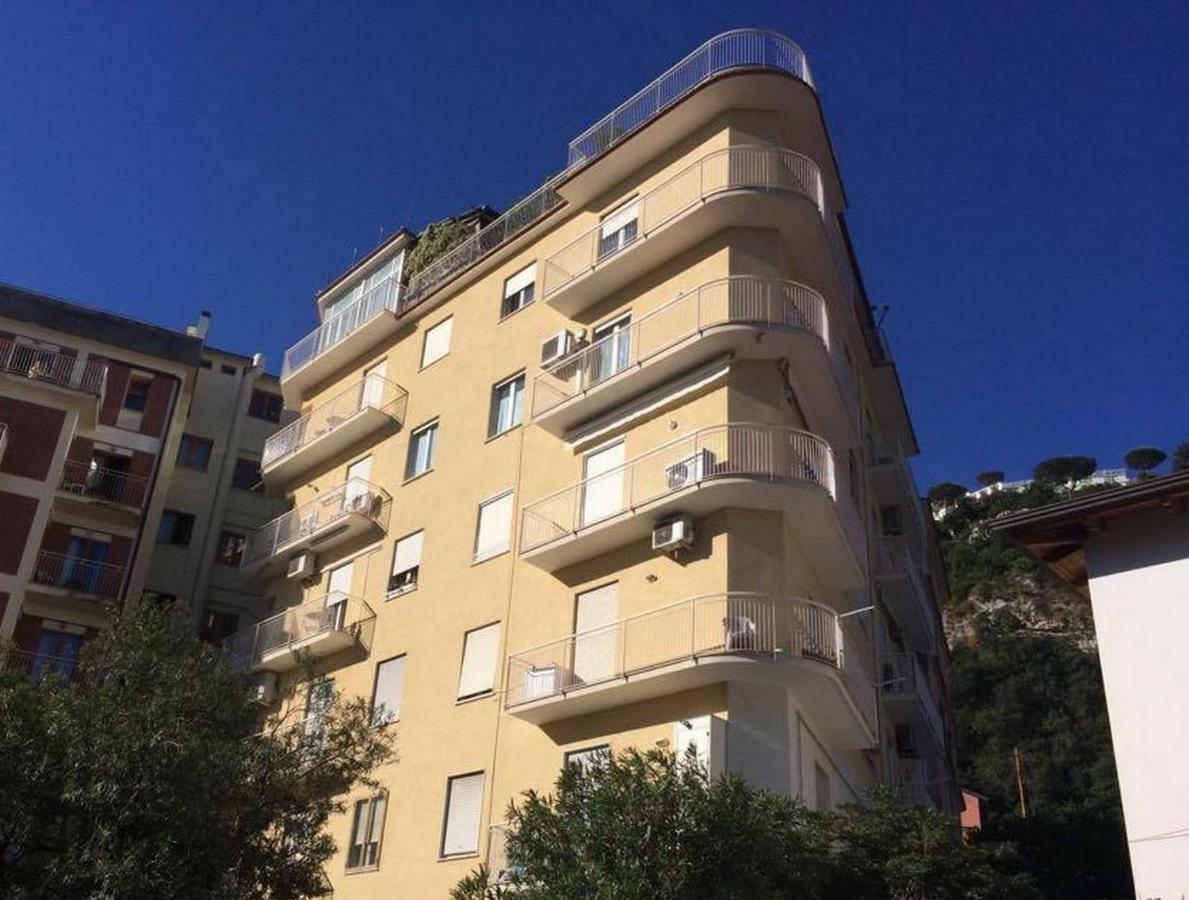 Cafiero Flat Appartement Sorrento Buitenkant foto